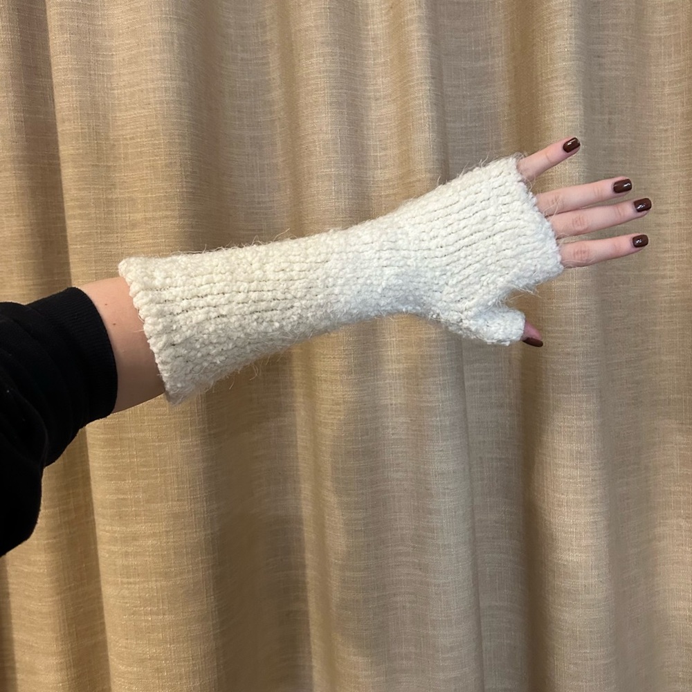 Hand/wrist warmers